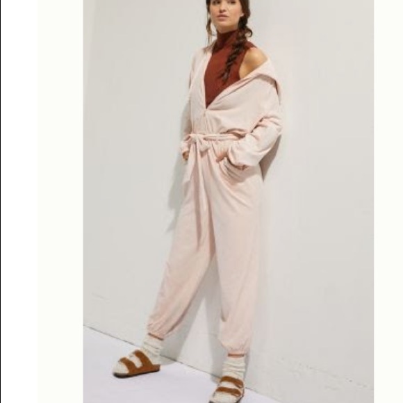 Anthropologie Pants - ANTHROPOLOGIE Saturday Cozy Velvet Hooded Jumpsuit
